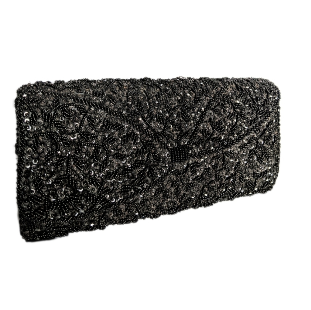 Must have! Handmade Evening Sequin Beaded Clutch in black!